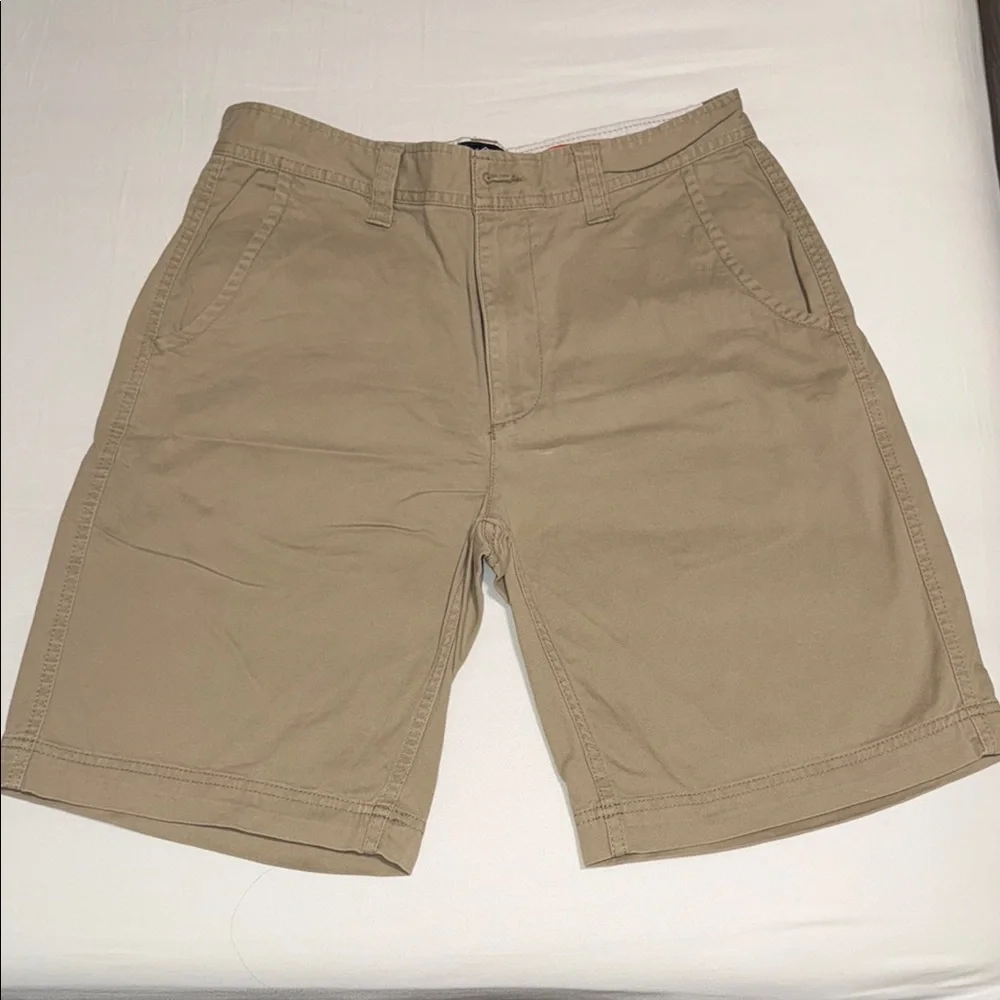 St Johns Bay Comfort Stretch Beige Khaki Chino Shorts Mens SIZE 32